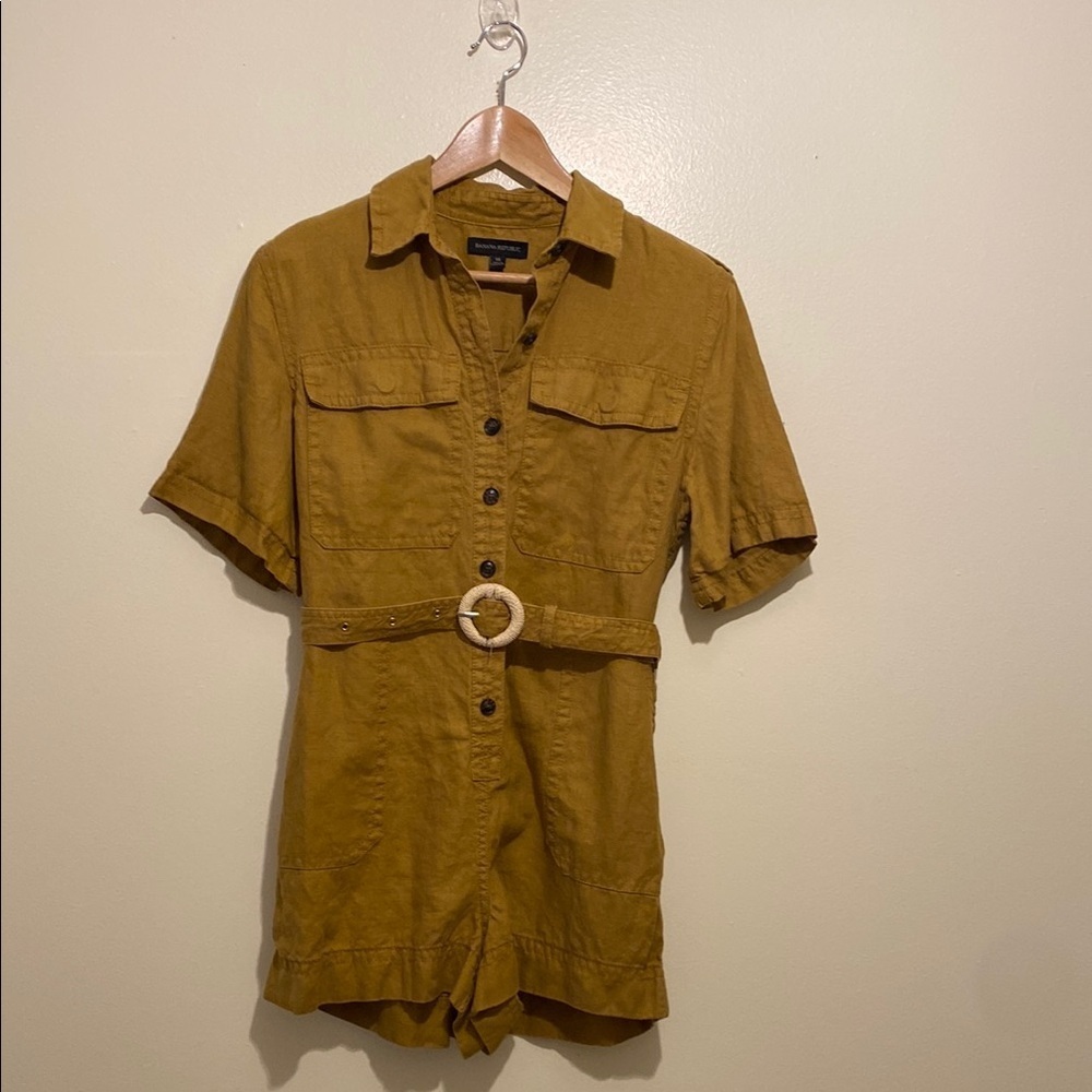 Banana Republic Mustard Button-Up Linen Safari Romper with Belt. Size Xs
